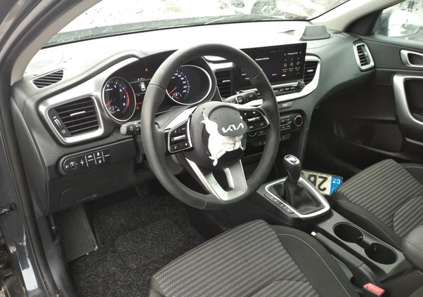 Kia Ceed cena 47970 przebieg: 22805, rok produkcji 2022 z Krobia małe 172
